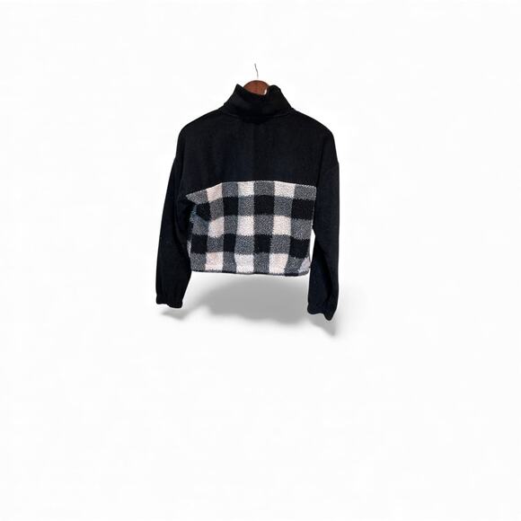 Faux Fur Buffalo Plaid Pullover Women’s Small Black White Cropped 1/2 Zip Jacket - Picture 4 of 7